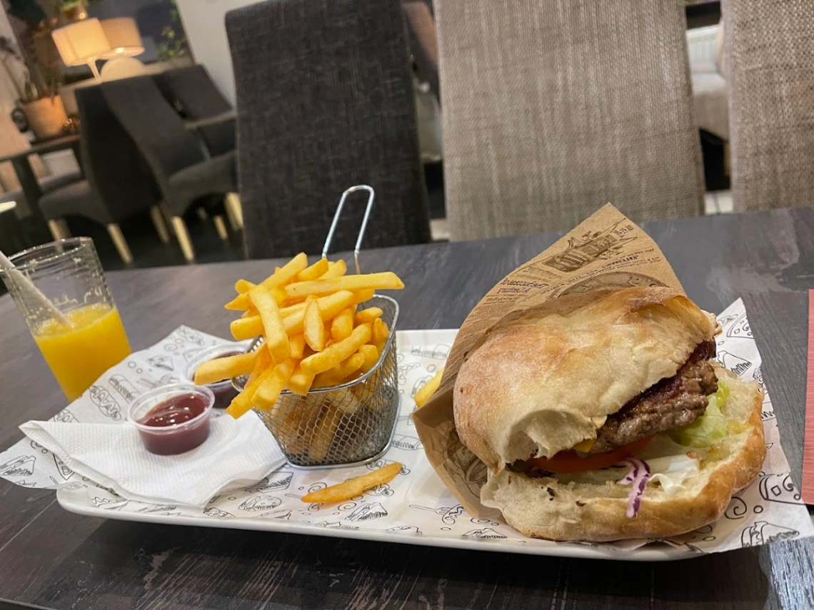 Breaktime Burger thumbnail 3